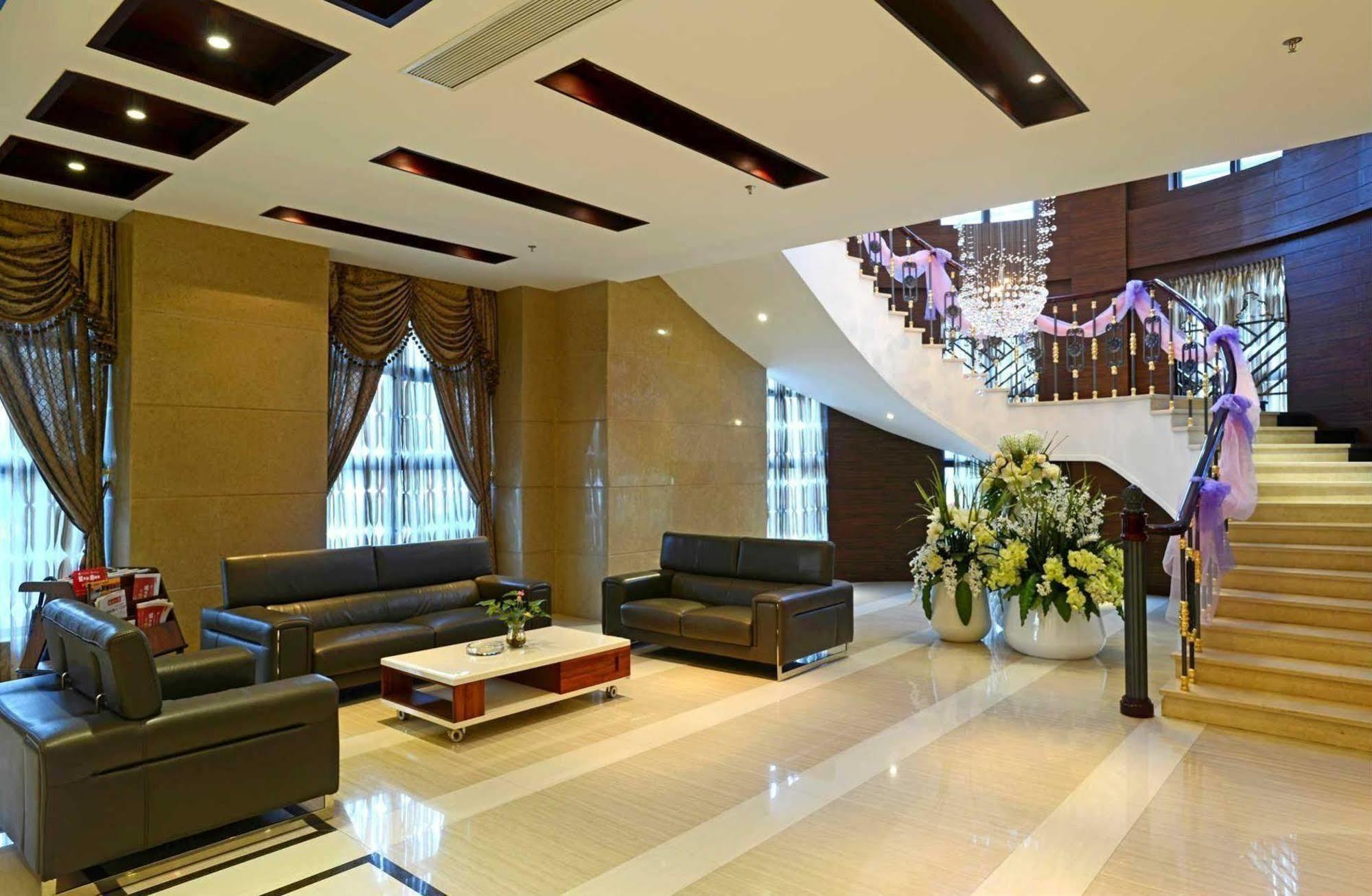 Wenhua Herton Hotel Qionghai ภายนอก รูปภาพ