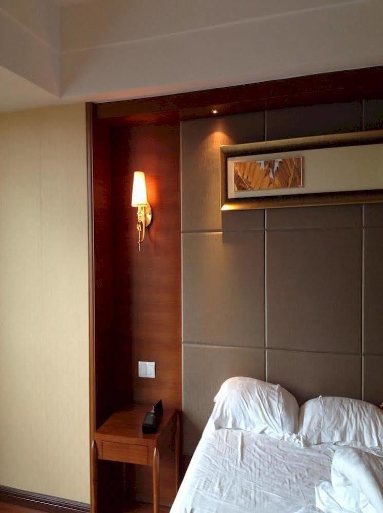 Wenhua Herton Hotel Qionghai ภายนอก รูปภาพ